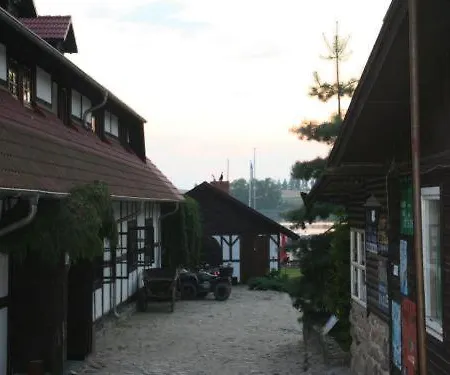 Bed & Breakfast Pod Czarnym Labedziem 3*