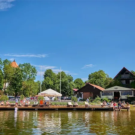 Pod Czarnym Labedziem