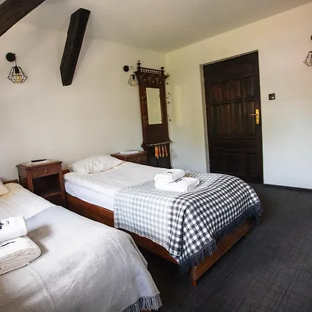 Pod Czarnym Labedziem 4* Rydzewo (Gizycko)